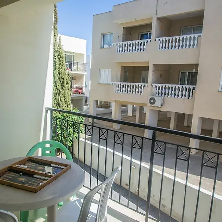 Kapparis Luxury Apartment Paralimni