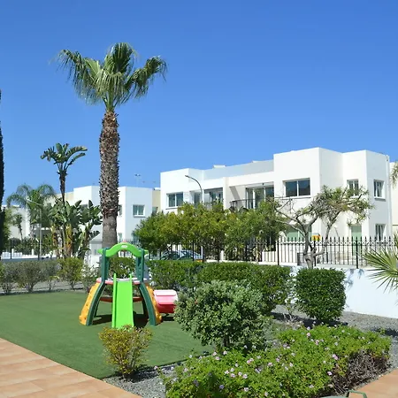 Kapparis Luxury Paralimni